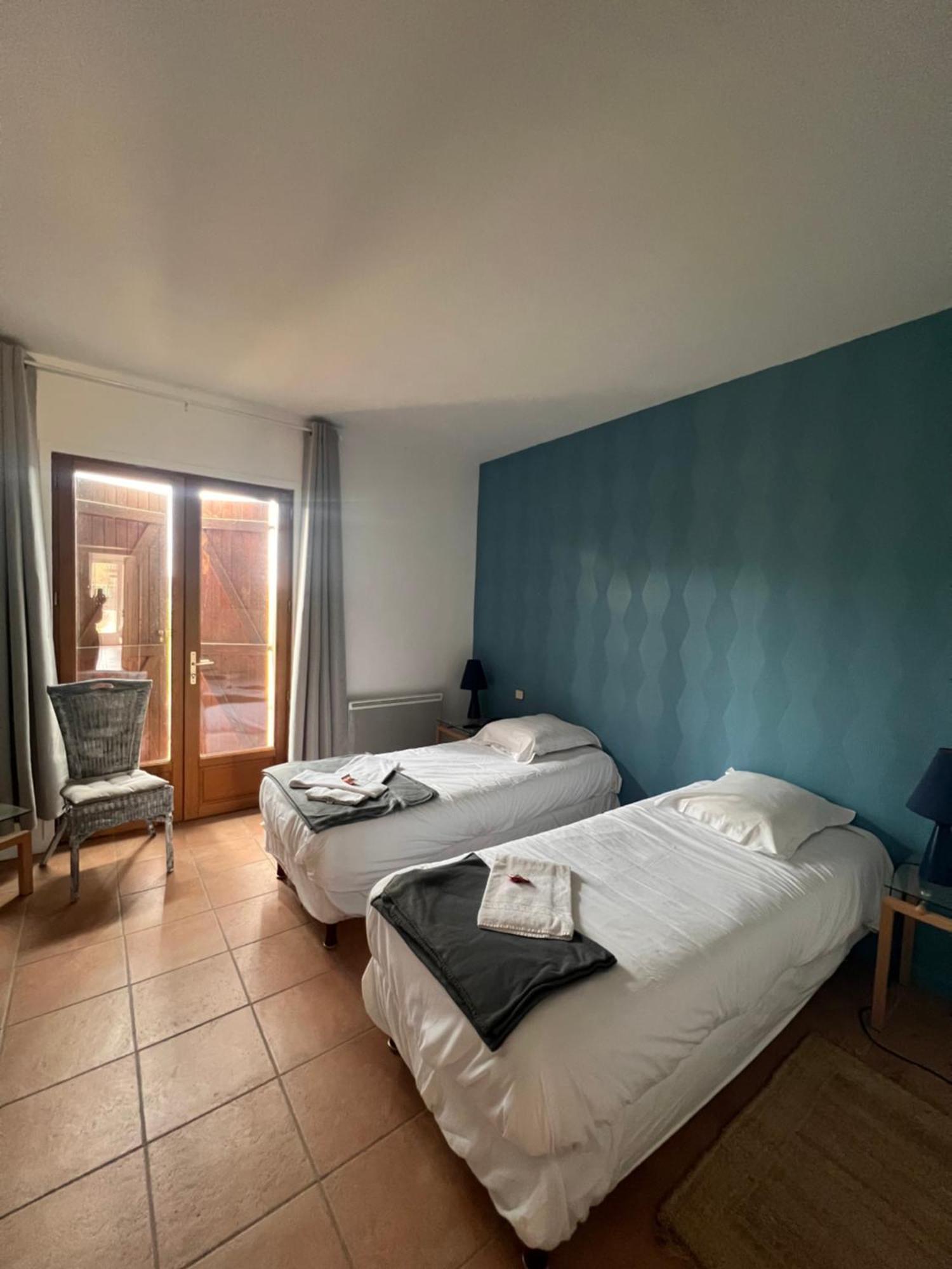 Golf Hotel De La Carte Шузи-сюр-Сис Экстерьер фото